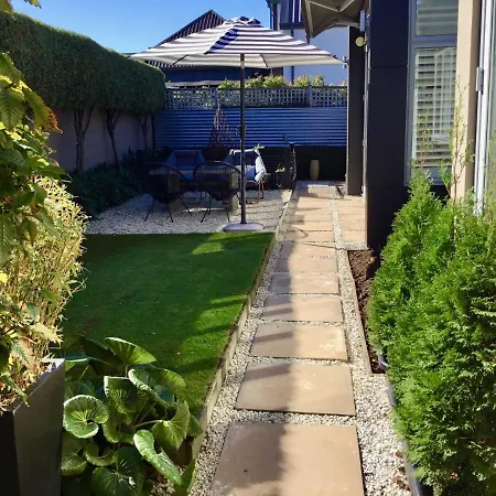 The Gardener'S Cottage - Villa Apartment - Christchurch
